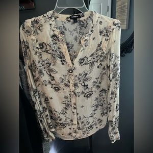 Beautiful floral express button down top size small